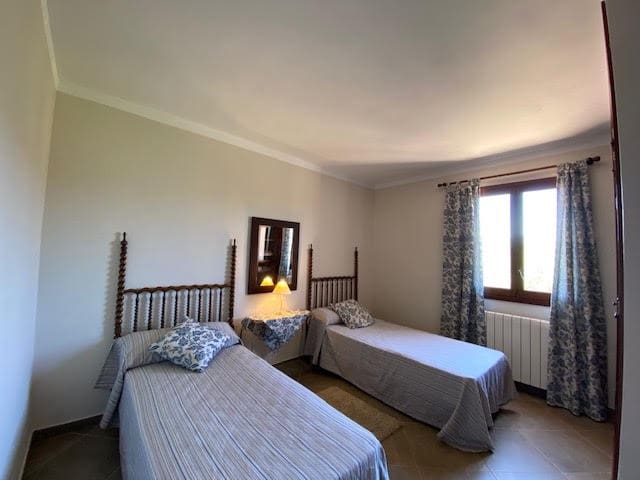 6 soveværelse Finca/Landehus til salg i Portocolom med swimmingpool - € 3.700.000 (Ref: 8005253)