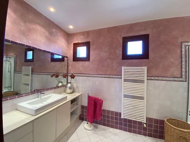 6 soveværelse Finca/Landehus til salg i Portocolom med swimmingpool - € 3.700.000 (Ref: 8005253)