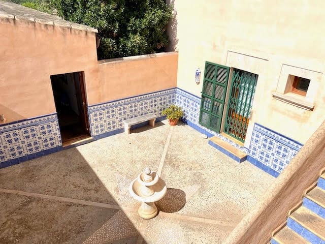 6 soveværelse Finca/Landehus til salg i Portocolom med swimmingpool - € 3.700.000 (Ref: 8005253)