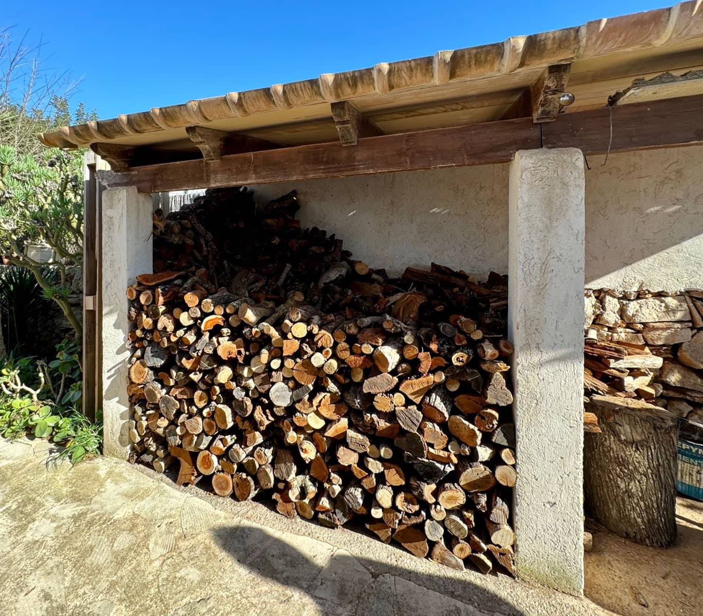 4 soveværelse Finca/Landehus til salg i Cala Llombards med swimmingpool - € 820.000 (Ref: 8074033)