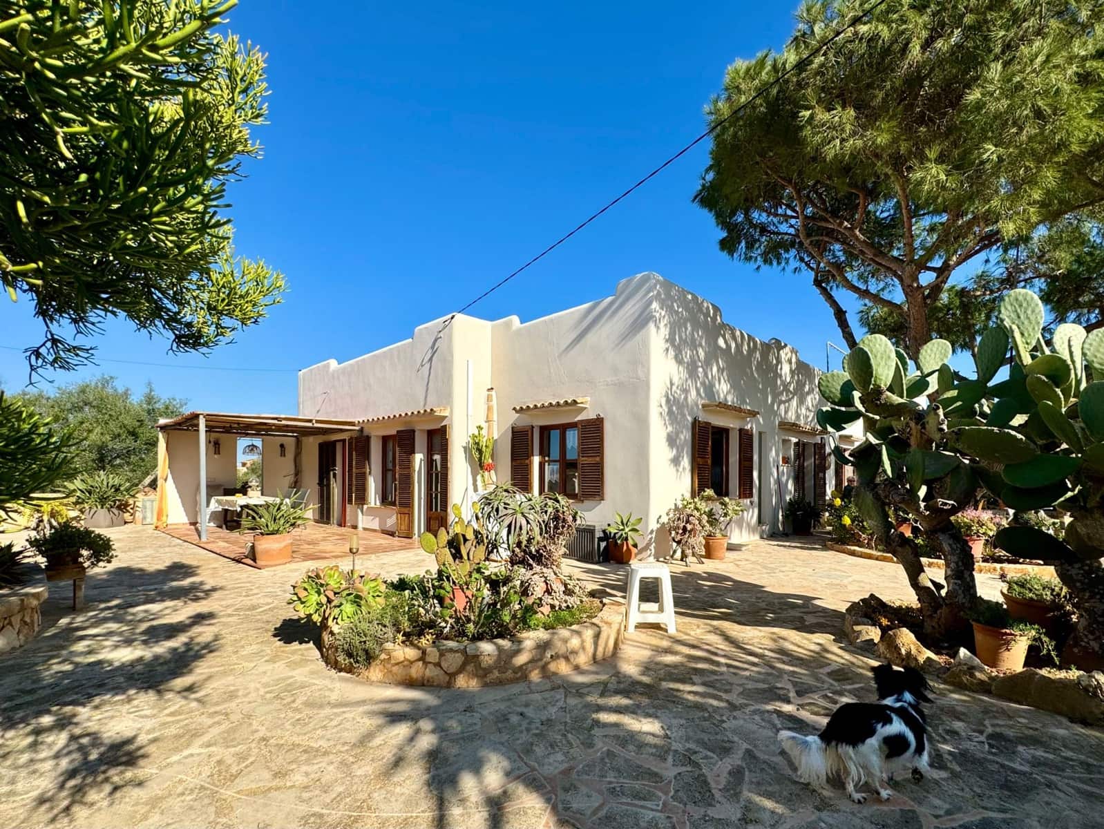 4 soveværelse Finca/Landehus til salg i Cala Llombards med swimmingpool - € 820.000 (Ref: 8074033)