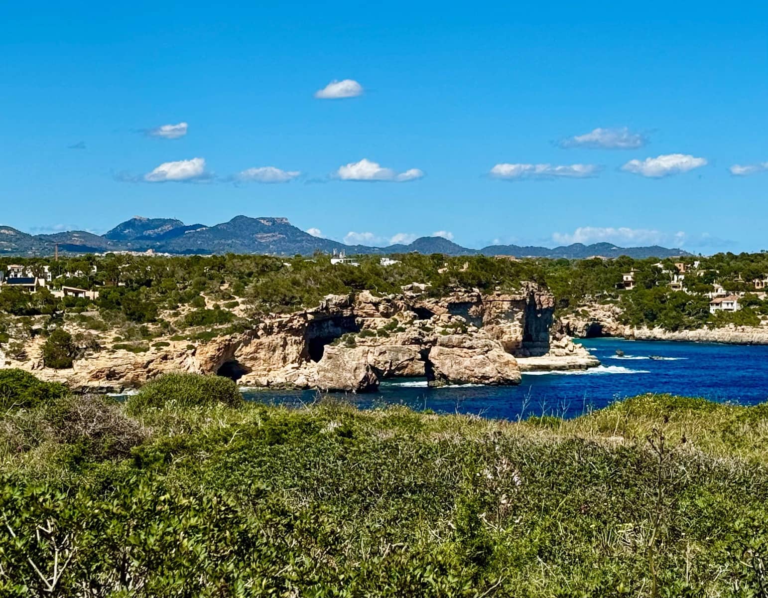 4 soveværelse Finca/Landehus til salg i Cala Llombards med swimmingpool - € 820.000 (Ref: 8074033)