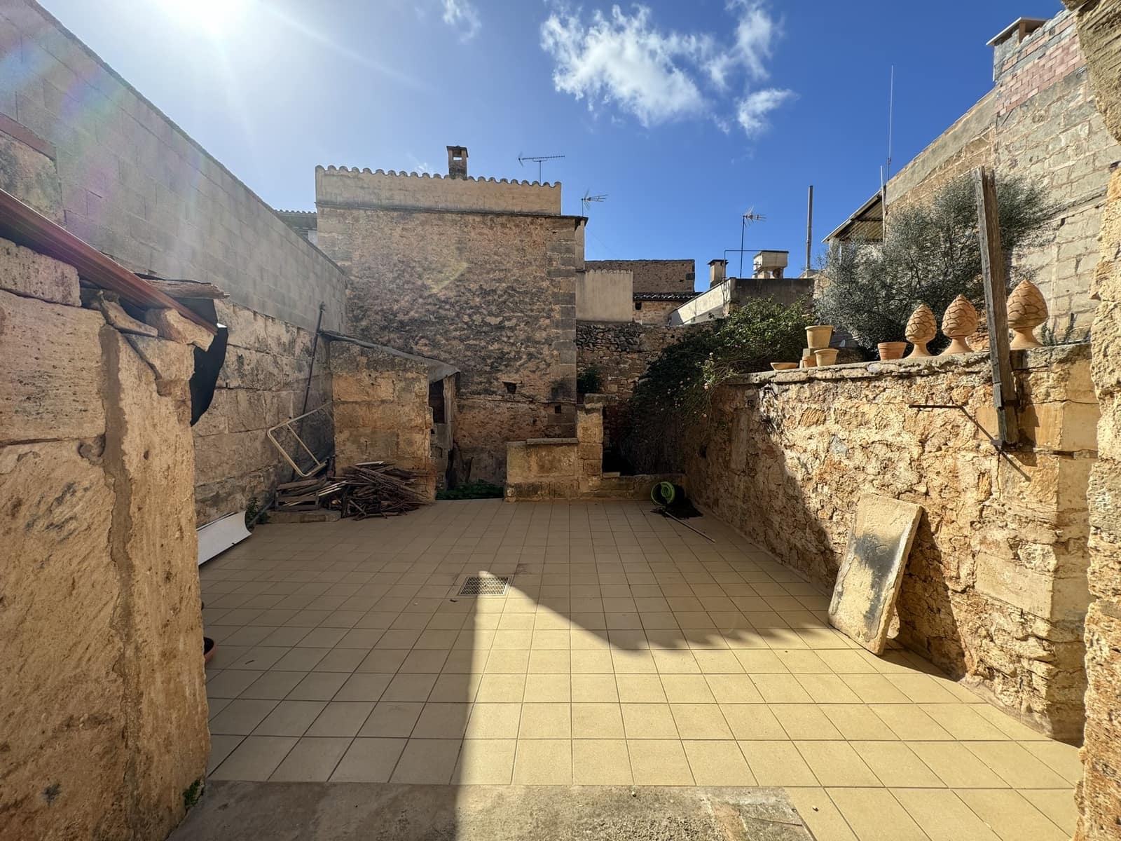 Byhus til salg i Santanyi med garage - € 1.300.000 (Ref: 8114661)