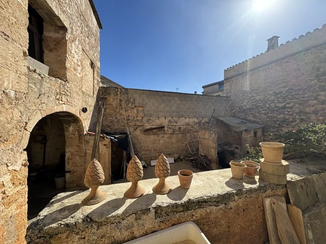 Byhus til salg i Santanyí med garage - € 1.300.000 (Ref: 8114661)