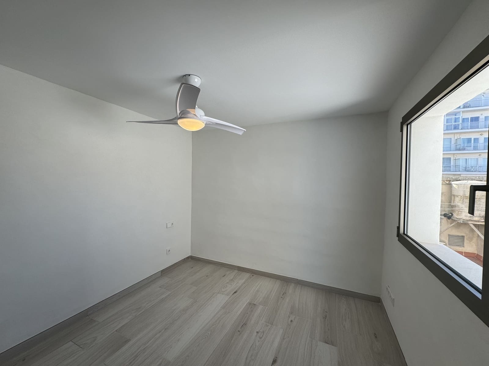 Appartement de 2 chambres à louer à Ca'n Picafort - 2 800 € (Ref: 8249590)