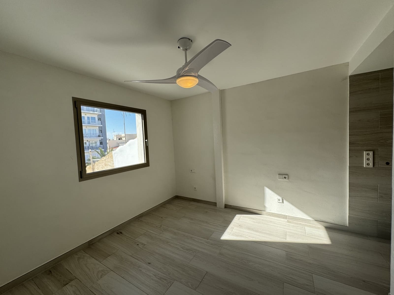 Appartement de 2 chambres à louer à Ca'n Picafort - 2 800 € (Ref: 8249590)