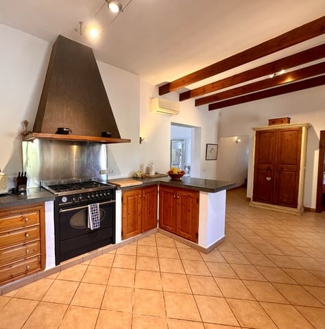 5 camera da letto Finca/Casa di Campagna in vendita in Portocolom, Felanitx con piscina garage - 1.750.000 € (Rif: 8436489)