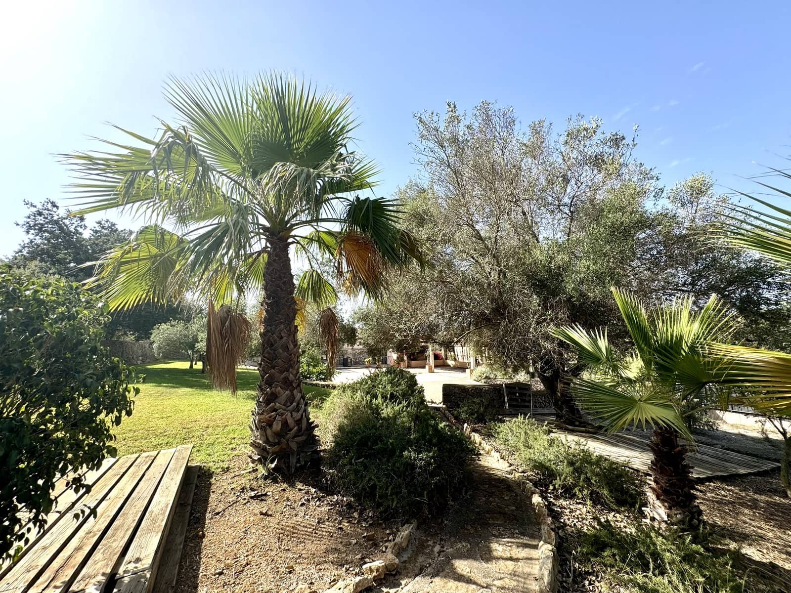 5 soveværelse Finca/Landehus til salg i Portocolom med swimmingpool garage - € 1.750.000 (Ref: 8436489)