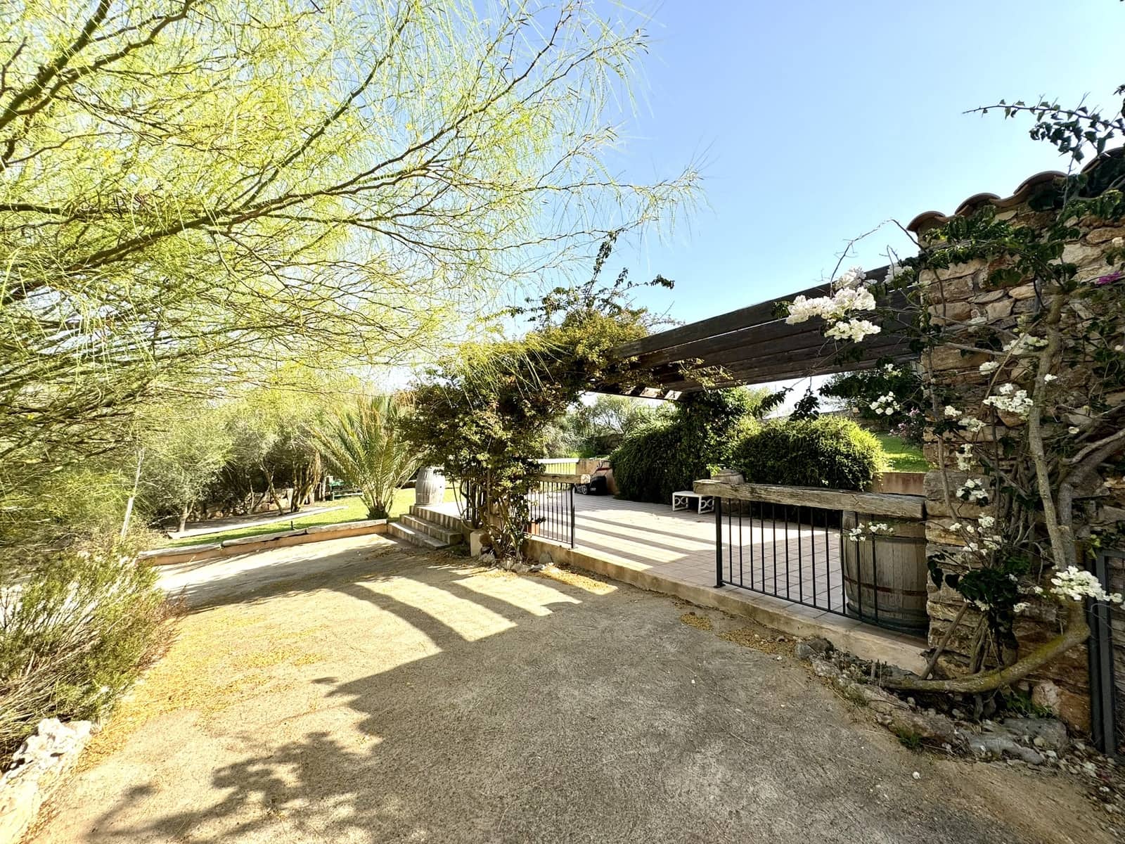 5 soveværelse Finca/Landehus til salg i Portocolom med swimmingpool garage - € 1.750.000 (Ref: 8436489)