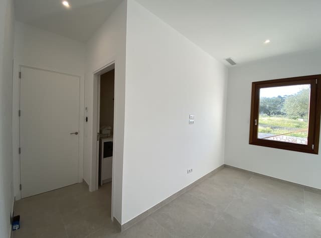 3 soveværelse Finca/Landehus til salg i Petra med swimmingpool - € 1.380.000 (Ref: 8575333)