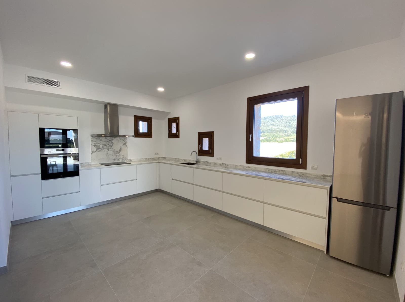 3 sypialnia Finka/Dom wiejski na sprzedaż w Petra z basenem - 1 380 000 € (Ref: 8575333)