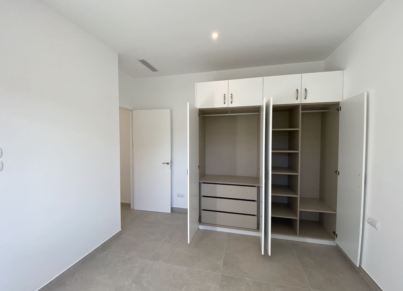 3 sypialnia Finka/Dom wiejski na sprzedaż w Petra z basenem - 1 380 000 € (Ref: 8575333)