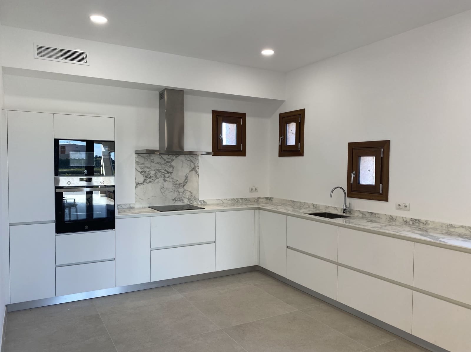 3 sypialnia Finka/Dom wiejski na sprzedaż w Petra z basenem - 1 380 000 € (Ref: 8575333)