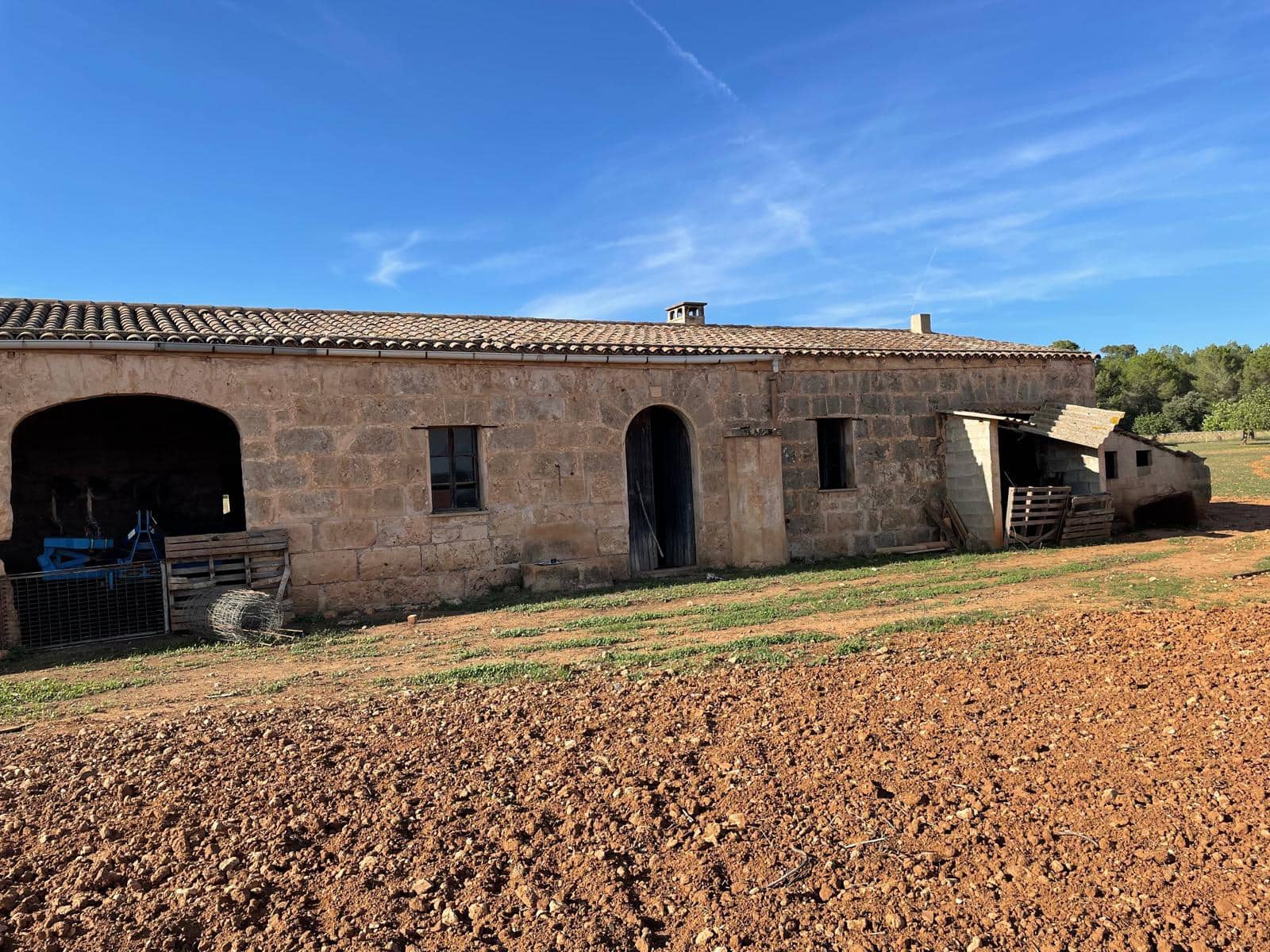 Finca/Country House for sale in Porreres - € 595,000 (Ref: 8590048)