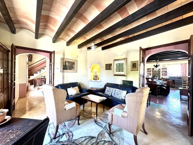 8 soveværelse Finca/Landehus til salg i Porreres med swimmingpool - € 2.485.000 (Ref: 8613726)