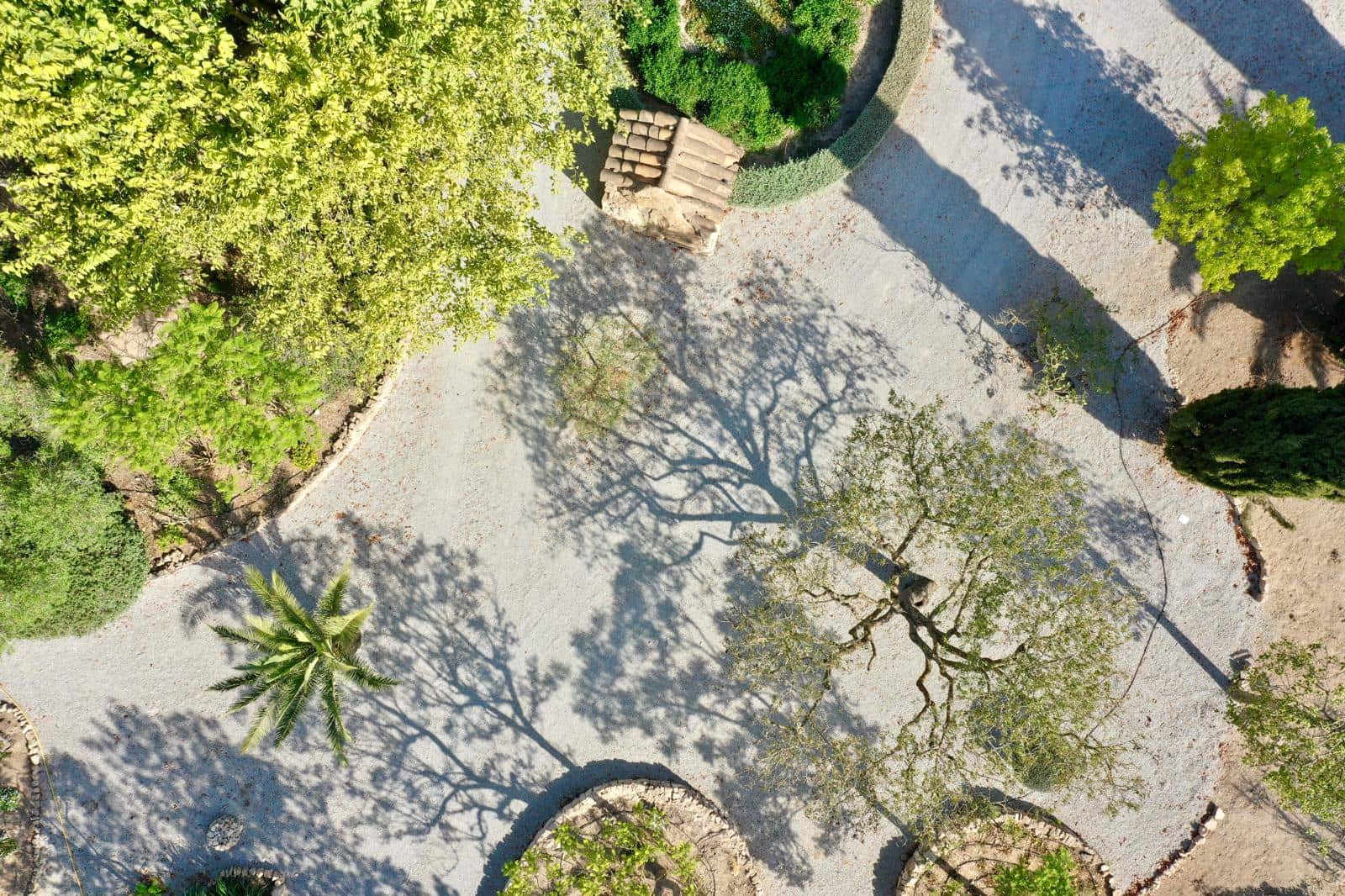 8 soveværelse Finca/Landehus til salg i Porreres med swimmingpool - € 2.485.000 (Ref: 8613726)