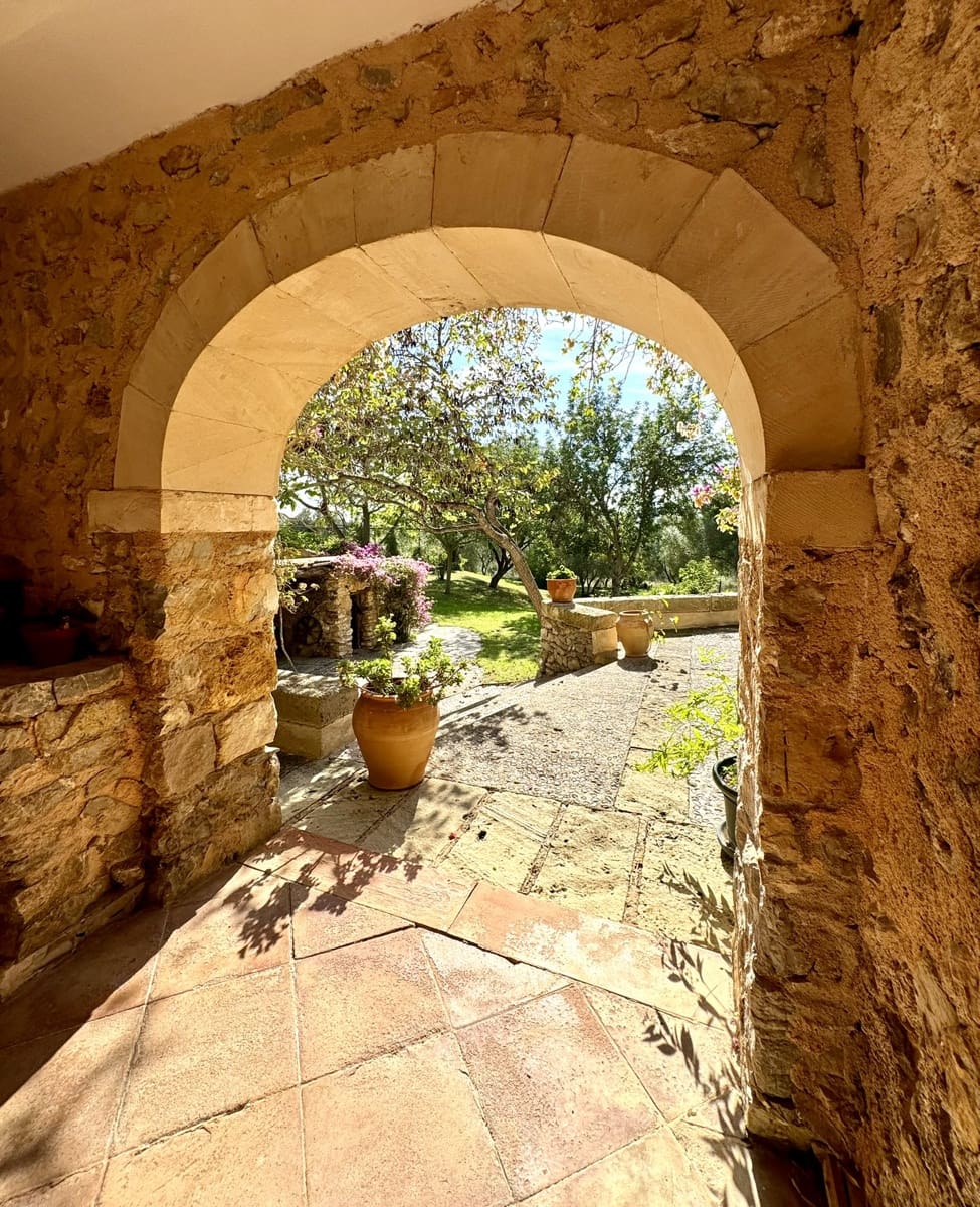 4 sypialnia Finka/Dom wiejski na sprzedaż w Arta z basenem - 4 600 000 € (Ref: 8614042)