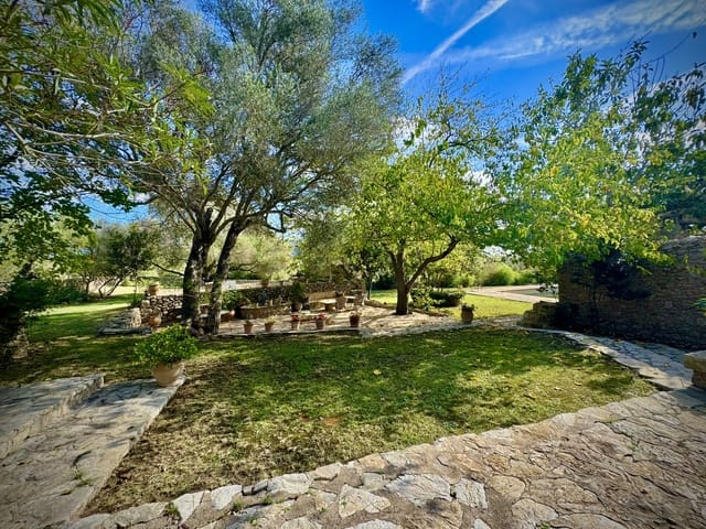 4 bedroom Finca/Country House for sale in Artà with pool - € 4,600,000 (Ref: 8614042)