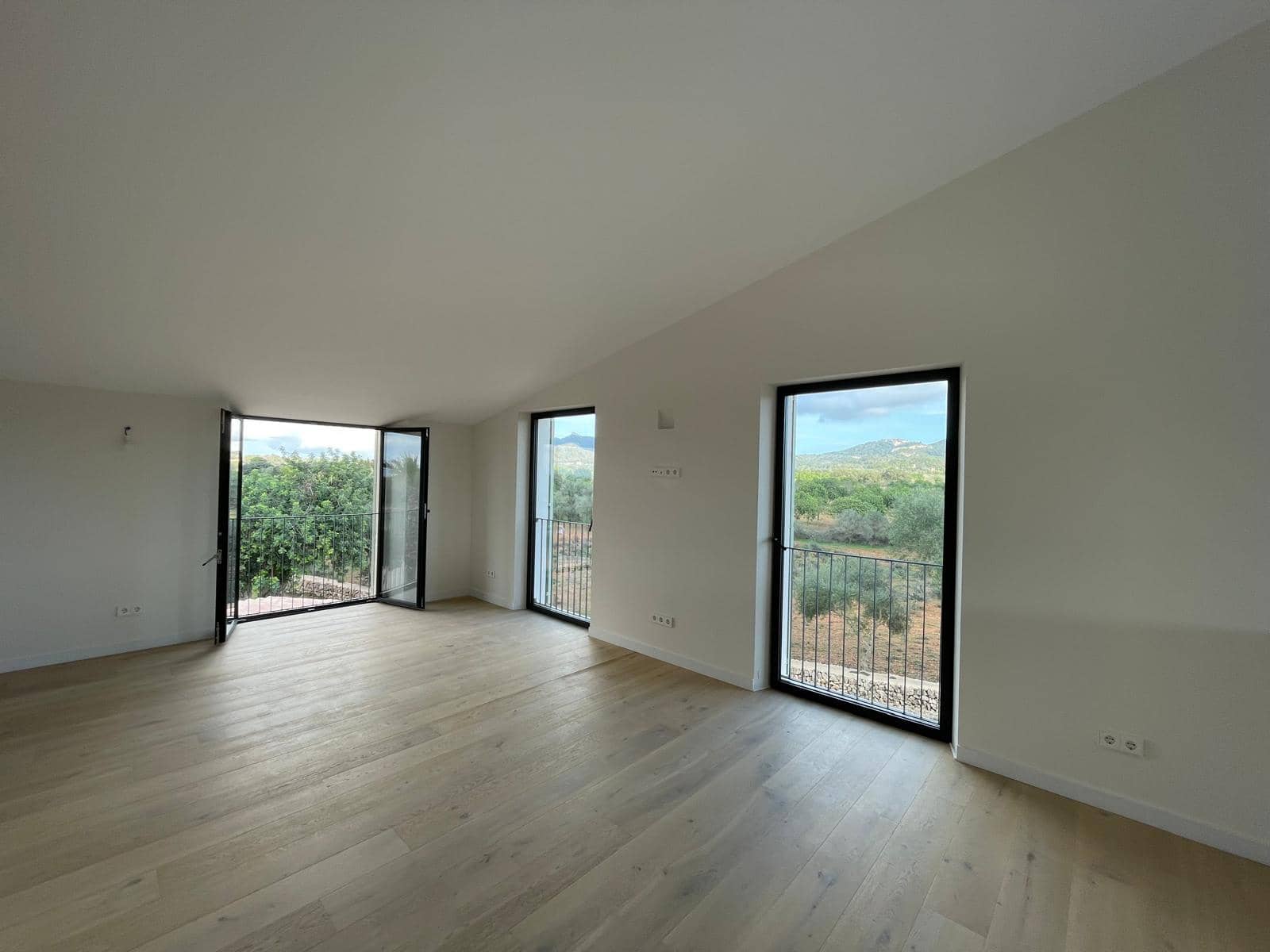 3 soveværelse Finca/Landehus til salg i Felanitx med swimmingpool garage - € 3.450.000 (Ref: 8633331)