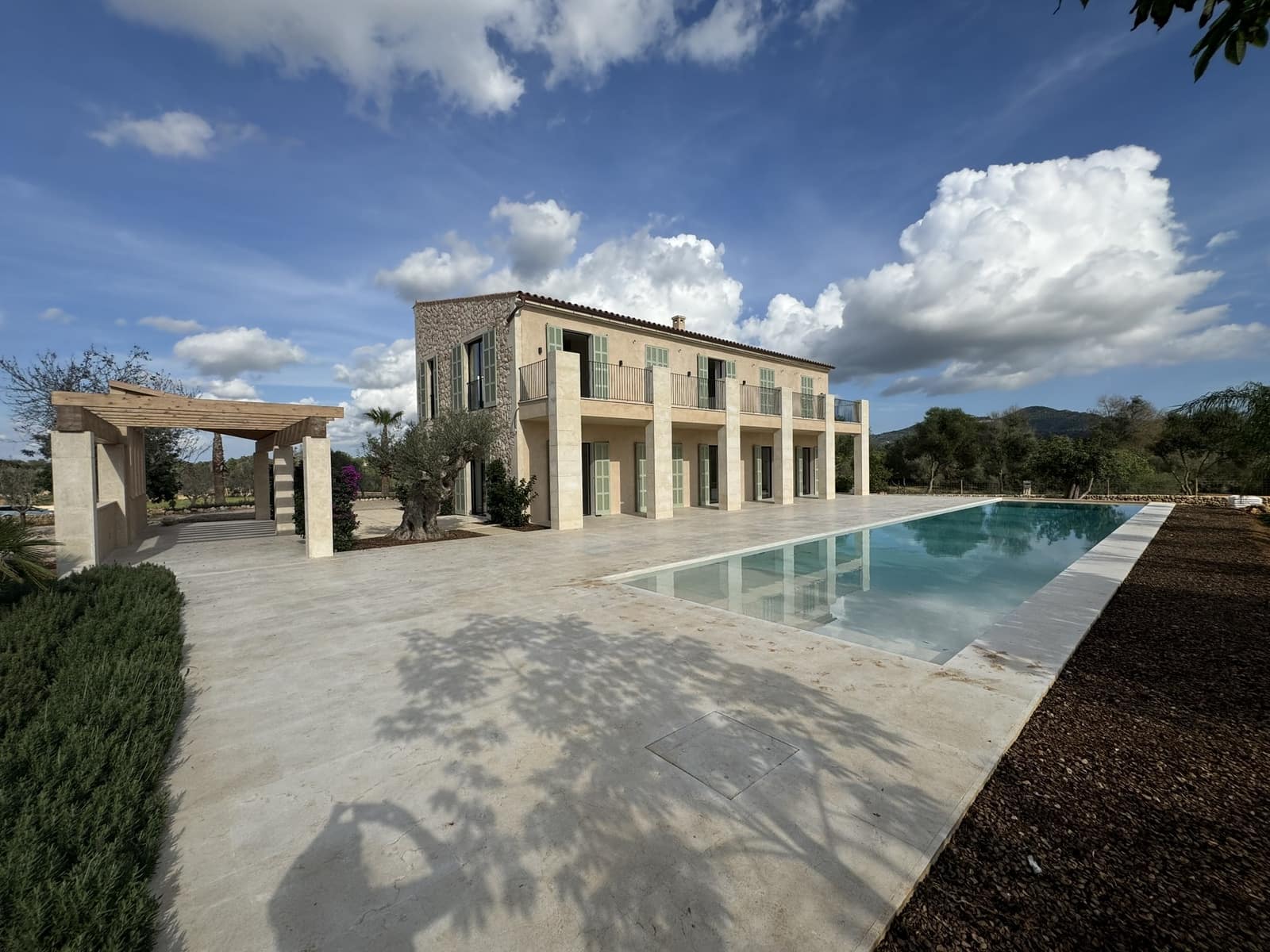 3 soveværelse Finca/Landehus til salg i Felanitx med swimmingpool garage - € 3.450.000 (Ref: 8633331)