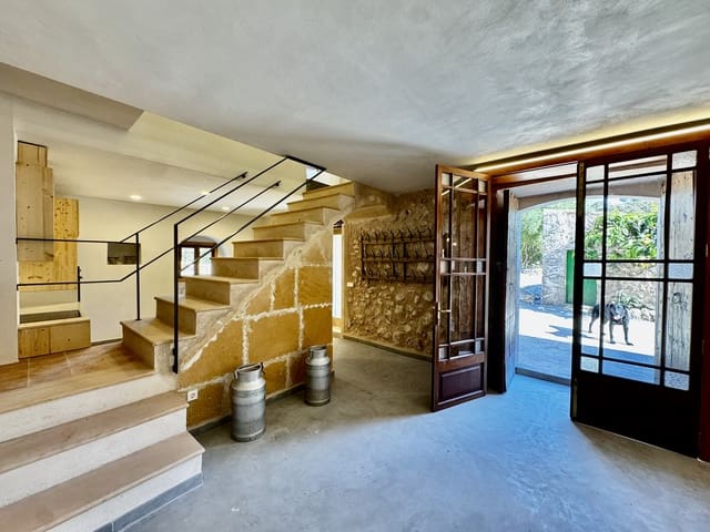 4 sovrum Finca/Hus på landet att hyra i Sant Joan - 3 000 € (Ref: 8956411)