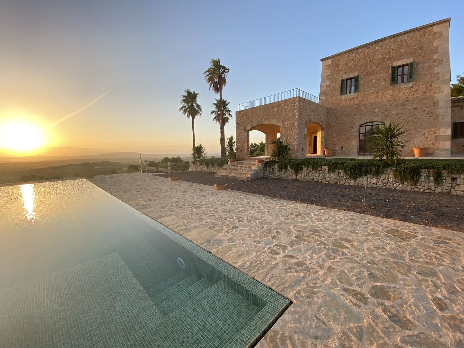 Finca/Landehus til leje i Manacor med swimmingpool - € 5.700 (Ref: 9199992)