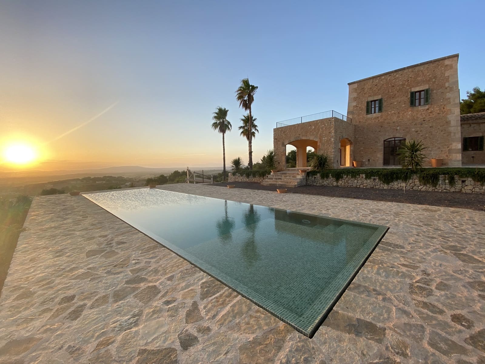 Finca/Landehus til leje i Manacor med swimmingpool - € 5.700 (Ref: 9199992)