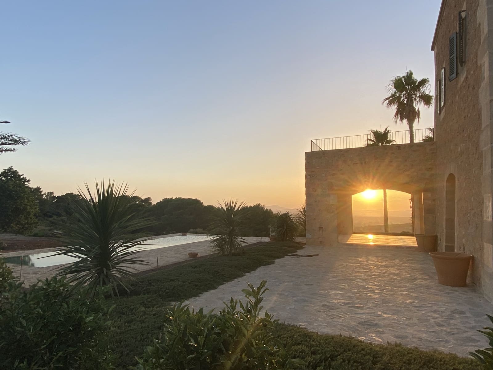 Finca/Landehus til leje i Manacor med swimmingpool - € 5.700 (Ref: 9199992)