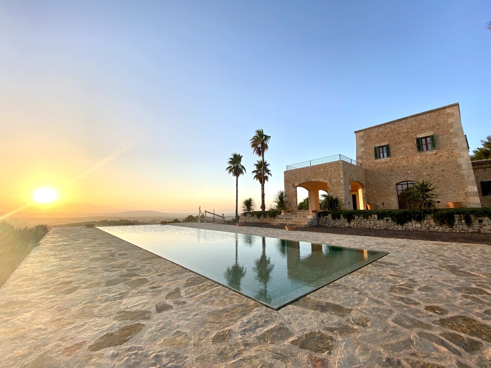 Finca/Landehus til leje i Manacor med swimmingpool - € 5.700 (Ref: 9199992)