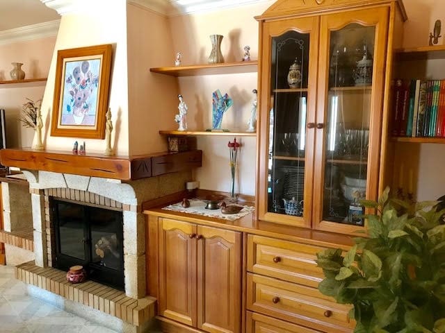 5 bedroom Townhouse for sale in Porreres with garage - € 655,000 (Ref: 9200001)