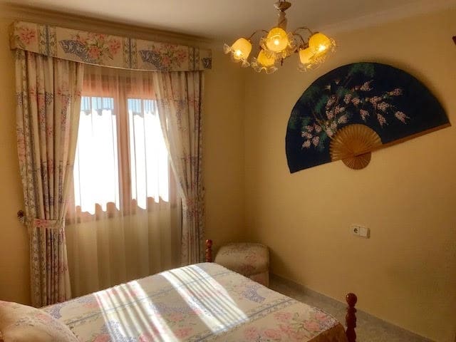 5 bedroom Townhouse for sale in Porreres with garage - € 655,000 (Ref: 9200001)