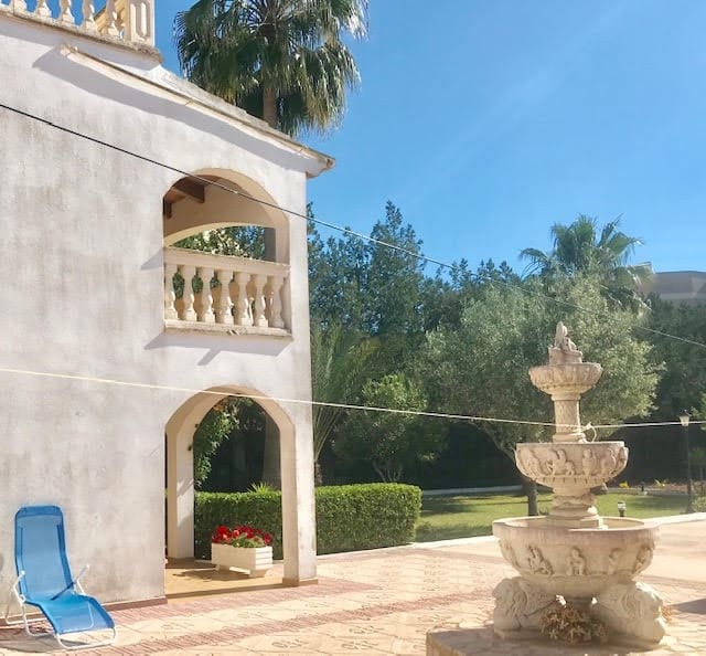 5 bedroom Townhouse for sale in Porreres with garage - € 655,000 (Ref: 9200001)