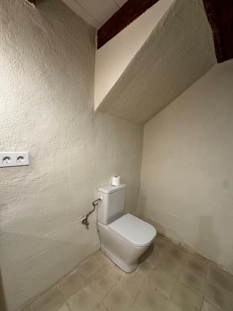 3 soveværelse Byhus til leje i Buger - € 2.500 (Ref: 9325419)