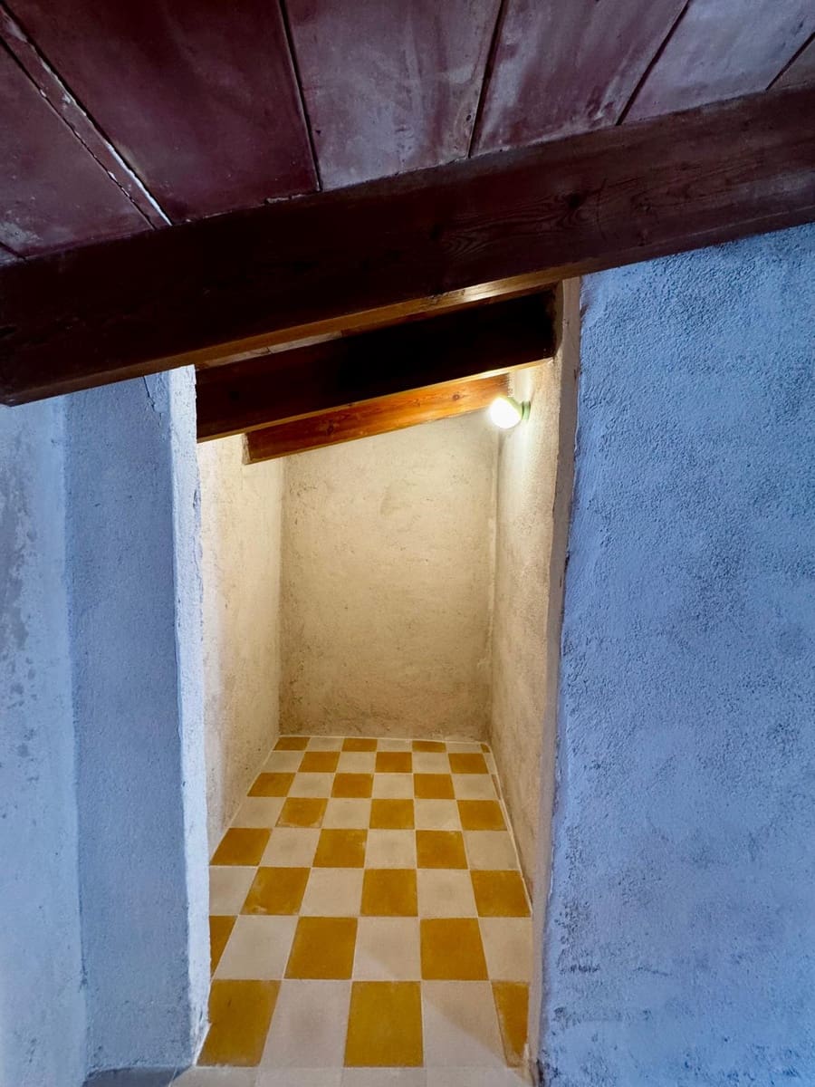 3 soveværelse Byhus til leje i Buger - € 2.500 (Ref: 9325419)