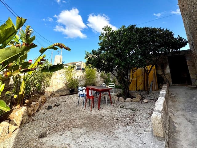 3 sovrum Hus att hyra i Búger - 2 500 € (Ref: 9325419)