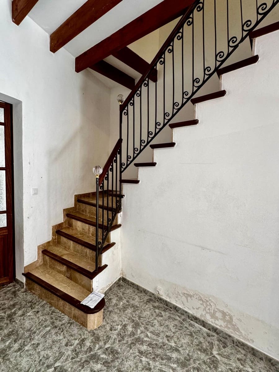 Dom na sprzedaż w Felanitx - 380 000 € (Ref: 9325421)