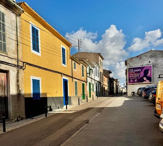 Casa in vendita in Felanitx - 380.000 € (Rif: 9325421)