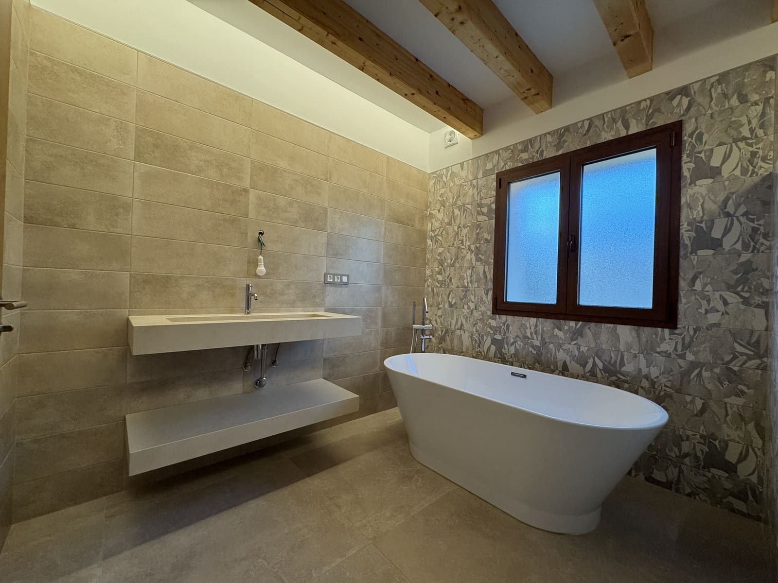 5 bedroom Finca/Country House for rent in Portocolom with pool garage - € 5,000 (Ref: 9783473)