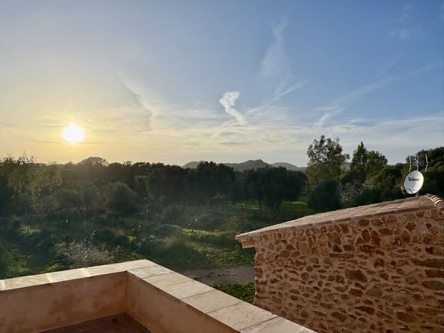 5 soveværelse Finca/Landehus til leje i Portocolom, Felanitx med garage - € 6.000 (Ref: 9783473)