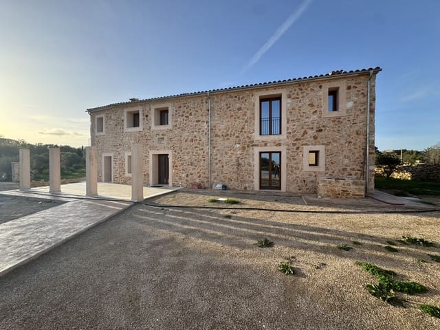 Finca/Maison de Campagne de 5 chambres à louer à Portocolom, Felanitx avec garage - 6 000 € (Ref: 9783473)