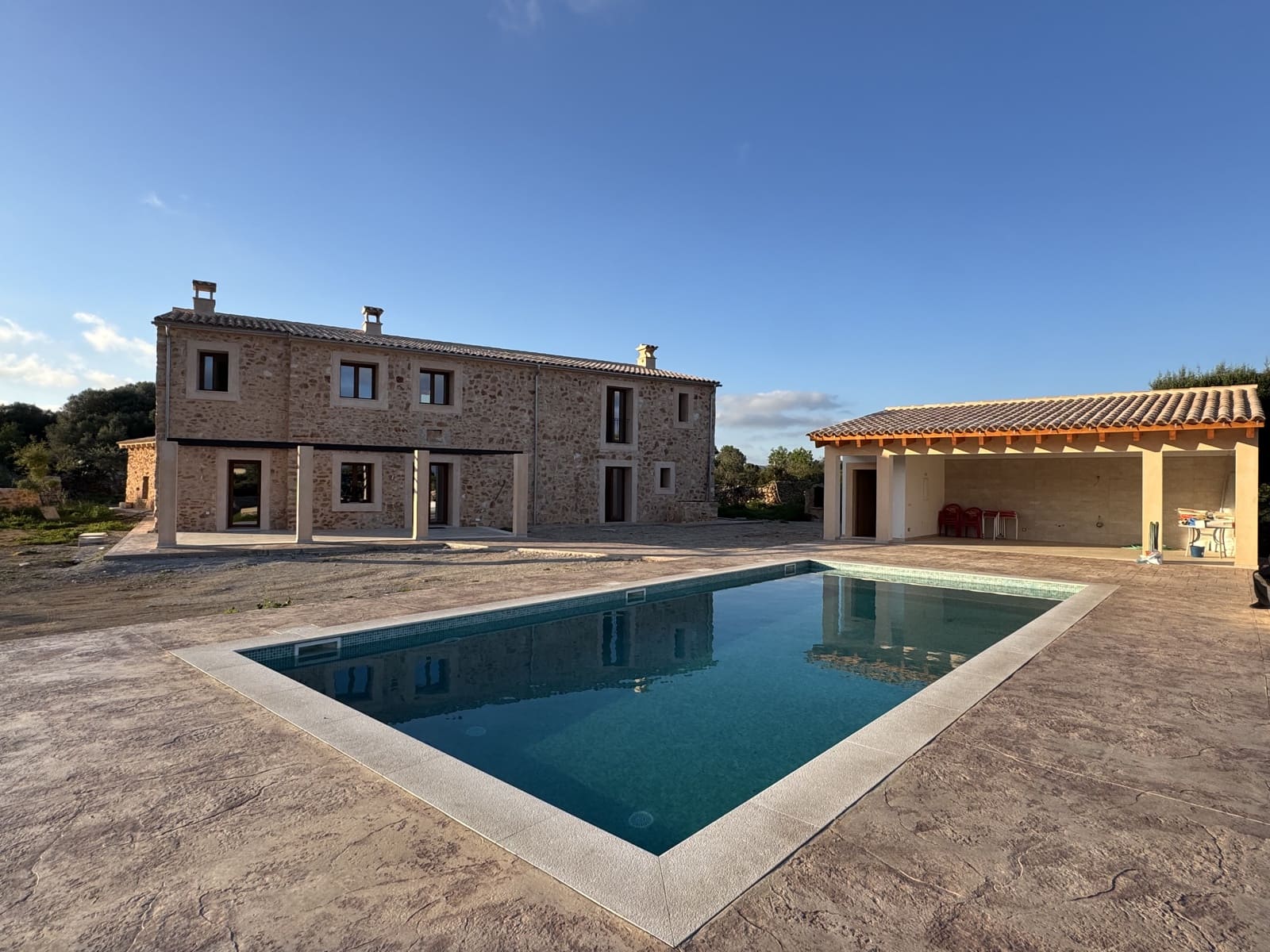 5 bedroom Finca/Country House for rent in Portocolom with pool garage - € 5,000 (Ref: 9783473)