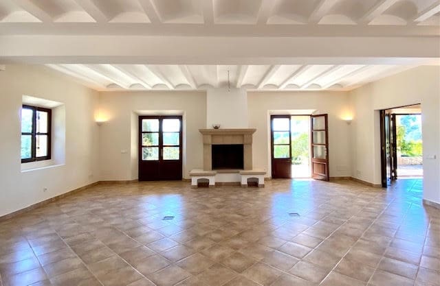 4 bedroom Finca/Country House for sale in Manacor with pool garage - € 3,900,000 (Ref: 9789732)