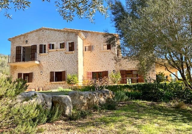 4 soverom Finca/Herregård til salgs i Manacor med svømmebasseng garasje - € 3 900 000 (Ref: 9789732)