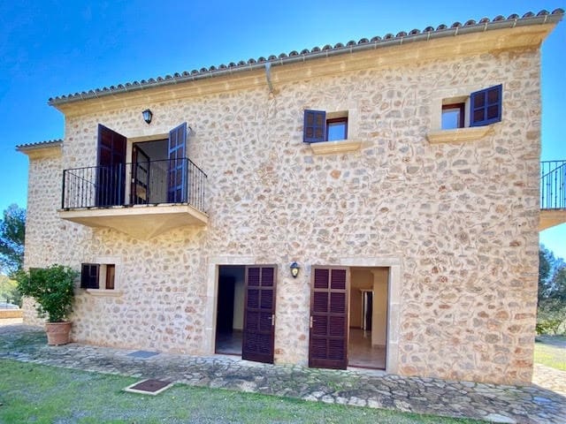 4 bedroom Finca/Country House for sale in Manacor with pool garage - € 3,900,000 (Ref: 9789732)