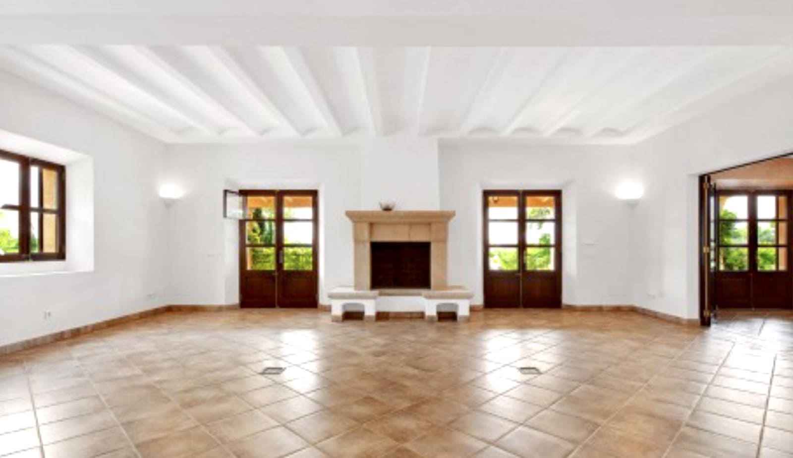 4 bedroom Finca/Country House for sale in Manacor with pool garage - € 3,900,000 (Ref: 9789732)