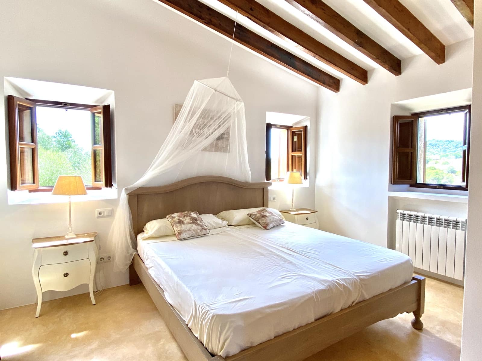 3 soverom Finca/Herregård til leie i Manacor med svømmebasseng - € 3 000 (Ref: 9789750)