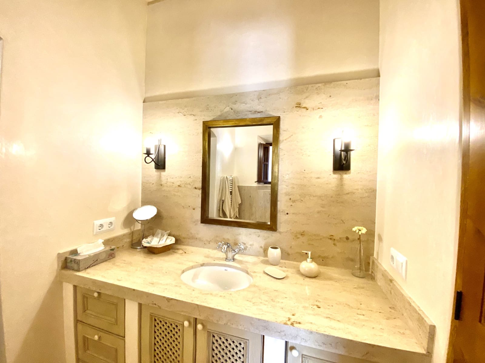 3 soverom Finca/Herregård til leie i Manacor med svømmebasseng - € 3 000 (Ref: 9789750)