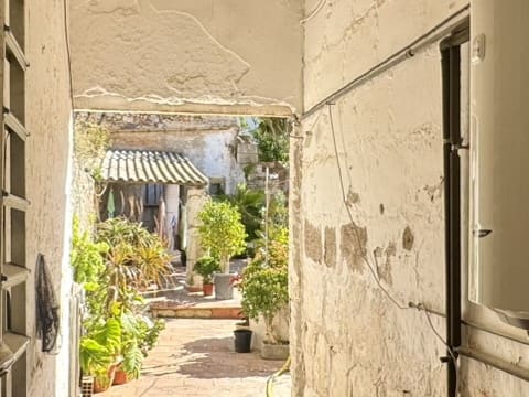 5 bedroom Townhouse for sale in Felanitx - € 375,000 (Ref: 9793559)