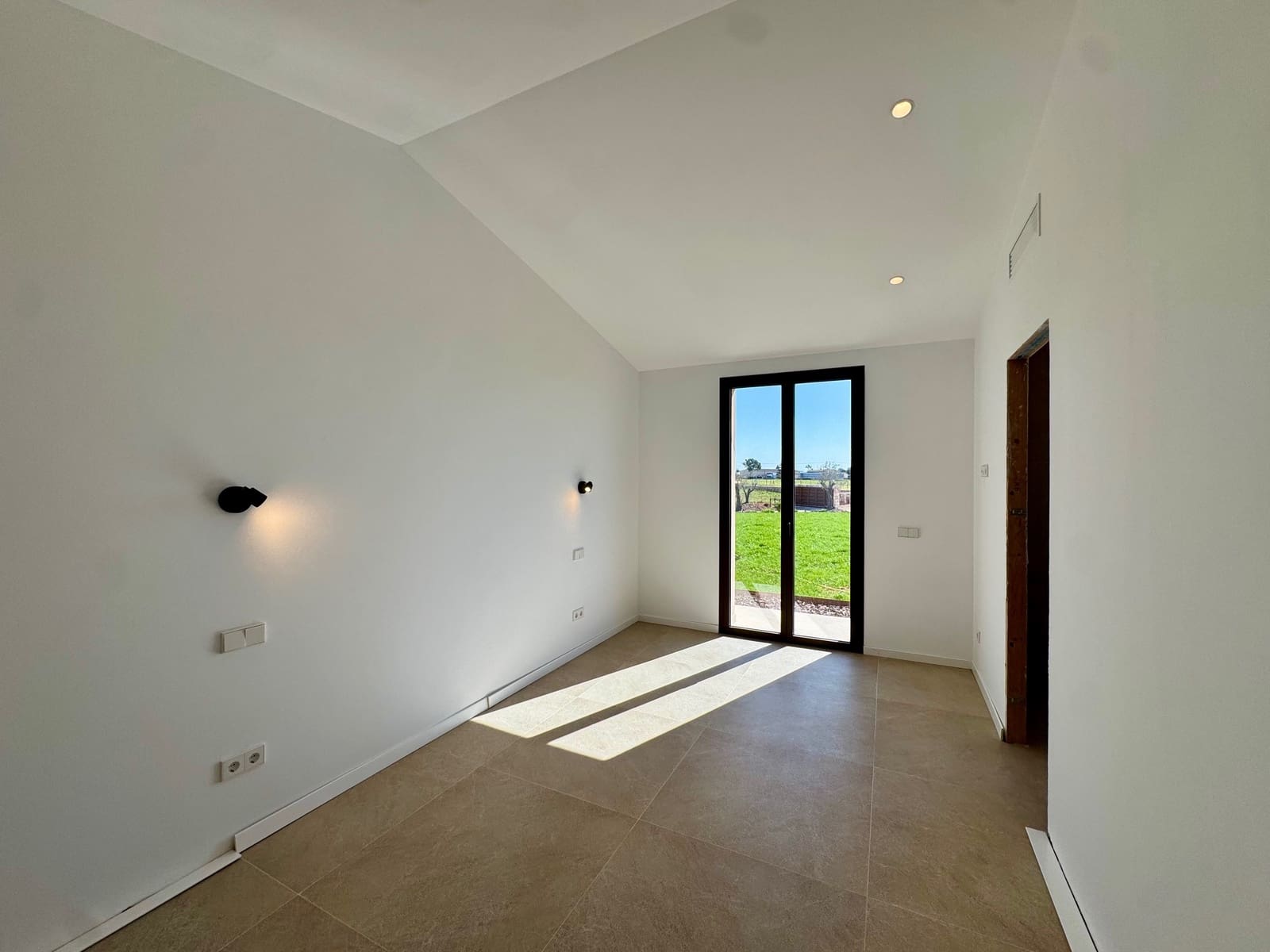 3 soverom Finca/Herregård til leie i Porreres med garasje - € 6 000 (Ref: 9808347)