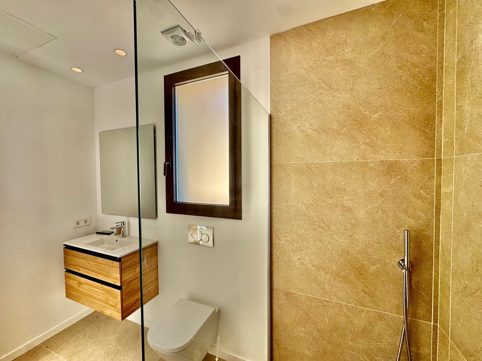 3 soverom Finca/Herregård til leie i Porreres med garasje - € 6 000 (Ref: 9808347)